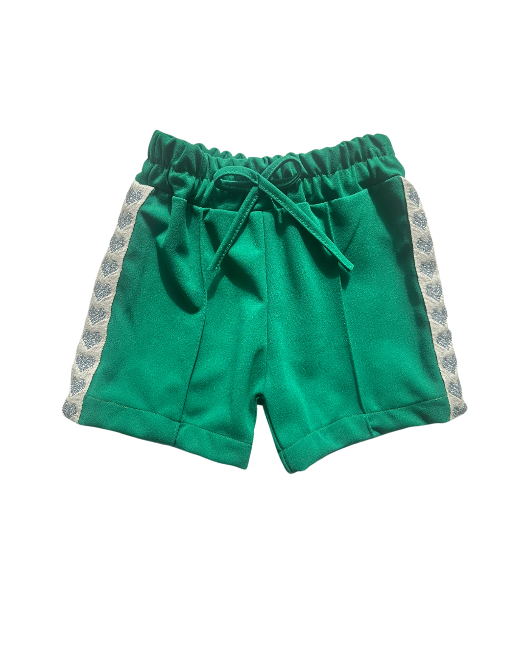 Jogger short met hartjes - Comfortabele en stijlvolle kinderkleding groen