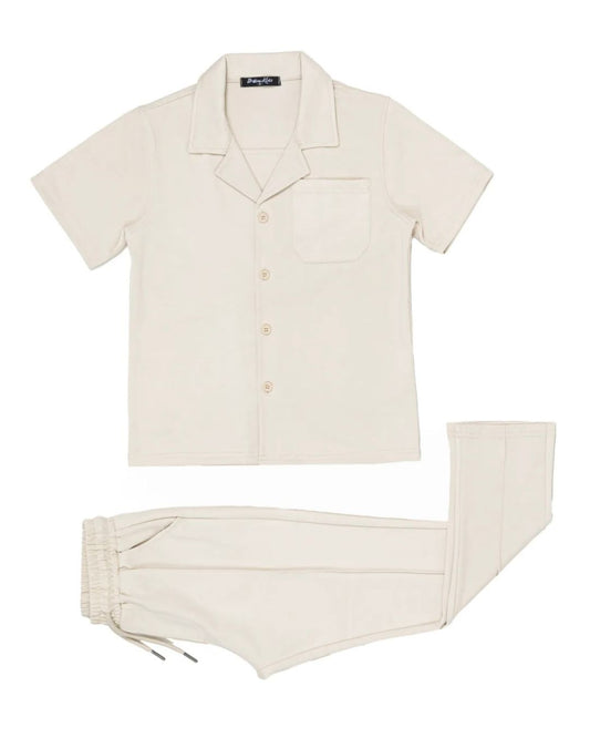 Beige set – lange broek en blouse met knoopjes – korte mouwen