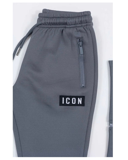ICON jongens joggingpak grijs – met rits vest en bijpassende tas – maat 4 t/m 14 jaar detail